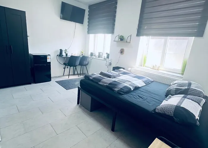 Traumhaftes 1-zi Mit Gartennutzung Naehe Hbf Lejlighed Krefeld