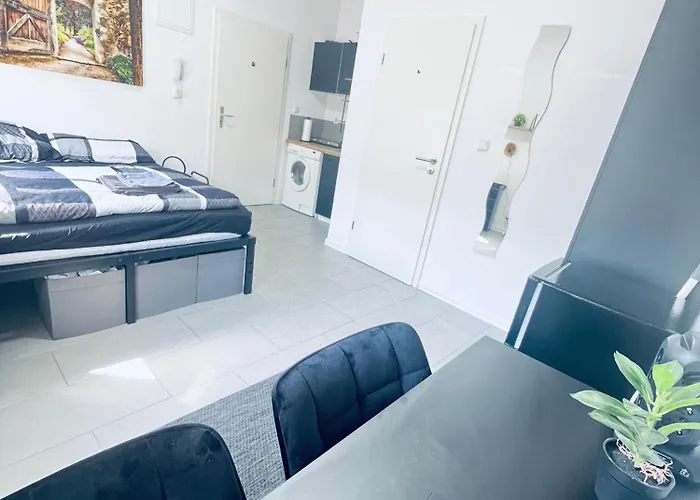 Traumhaftes 1-zi Mit Gartennutzung Naehe Hbf 아파트